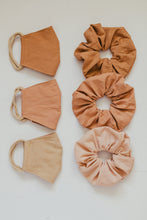 Load image into Gallery viewer, Plastic Free Cotton Scrunchy & Naturally Dyed Cotton Mask Set