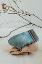 Load image into Gallery viewer, Plant dyed chunky socks - Minimalistic retro style cotton socks