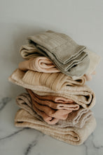Load image into Gallery viewer, Plant dyed Organic cotton socks