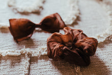 Load image into Gallery viewer, Plant dyed silk organza bow and Scrunchy
