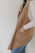Load image into Gallery viewer, Plant Dyed Japanese Style Short Apron
