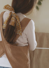 Load image into Gallery viewer, Plant Dyed Japanese Style Short Apron
